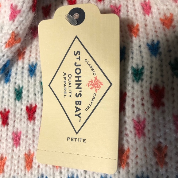 NWT St. John’s Bay Woman’s Crew Neck Long Sleeve Ivory Pullover Sweater Size M/P - Picture 3 of 8